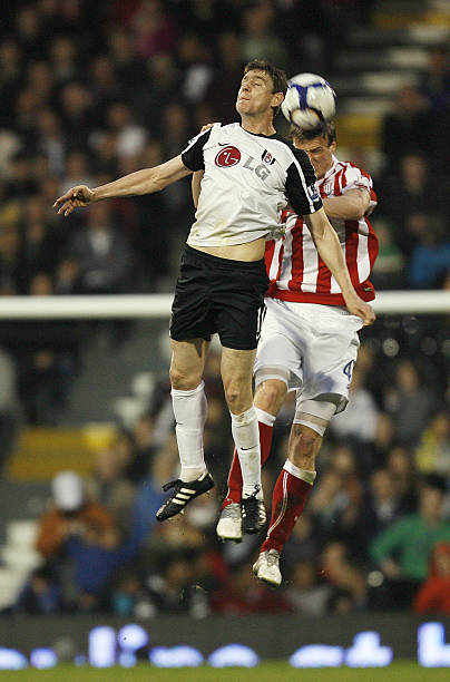 战胜卫冕冠 战胜卫冕冠