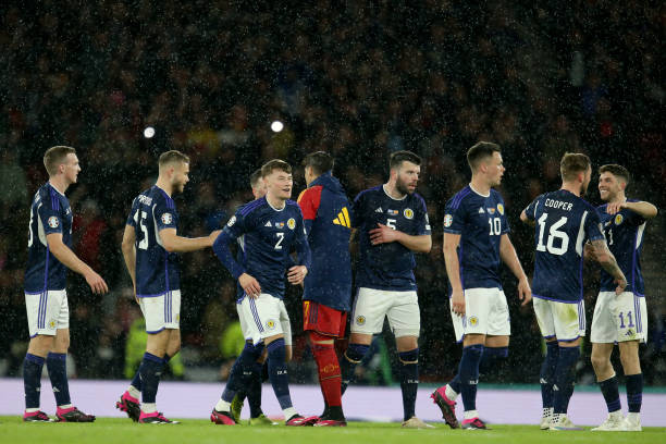 上引人关注 上引人关注